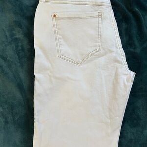 INC International Concepts White Boyfriend Jeans